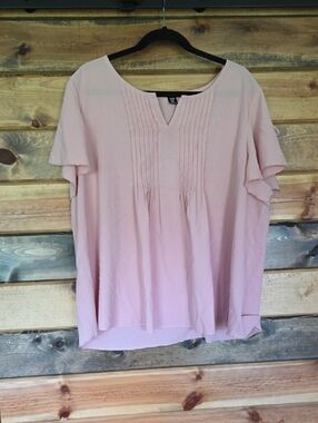 SHEIN Light Pink Pintuck V-Notch Flutter Sleeve Blouse